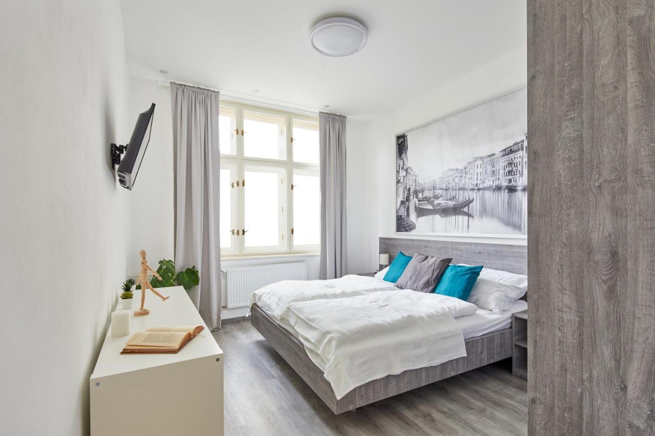Minimalist Apartment On Wenceslas Square By Prague Days Extérieur photo